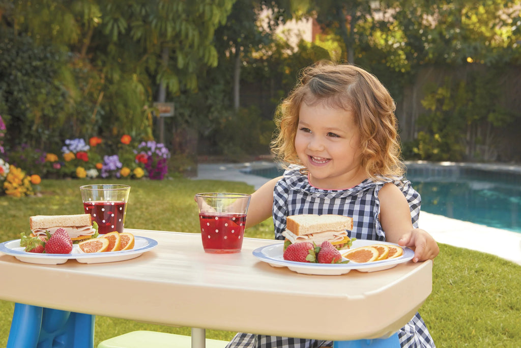 Kids Picnic Table with Umbrella F910783