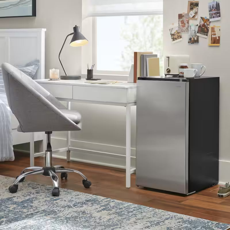 Mini Refrigerator in Stainless Steel Z728362