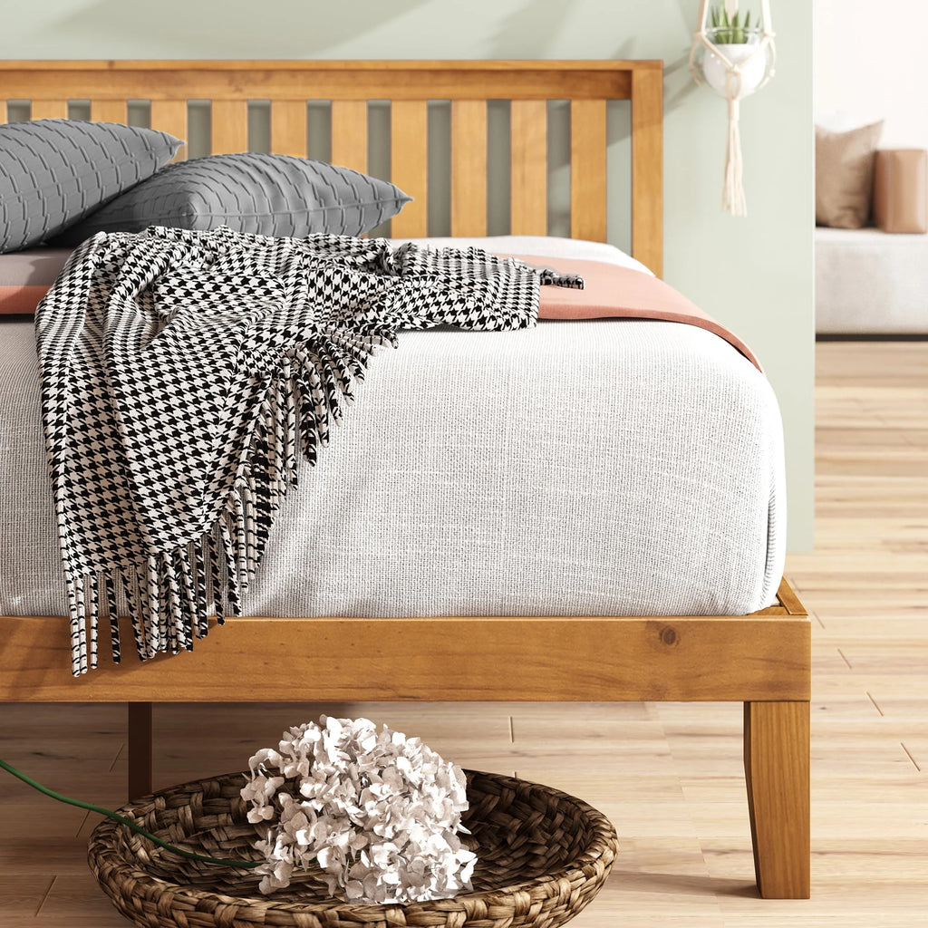 Wood Platform Bed with Headboard, Full G93202