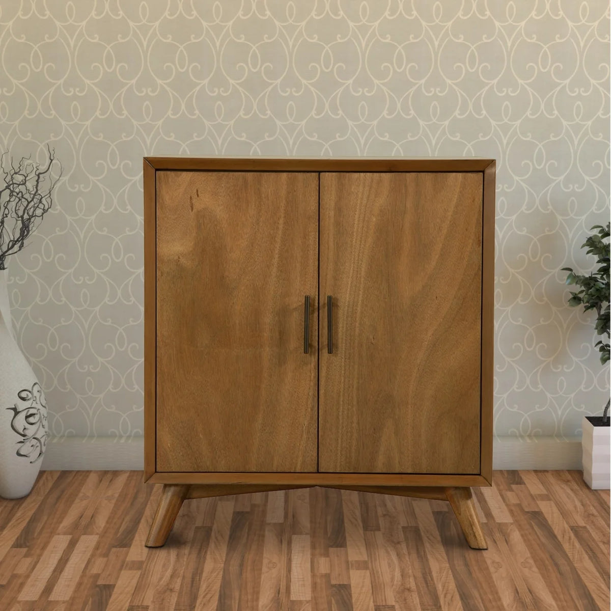 Small Wooden Bar Cabinet with Two Doors R6275