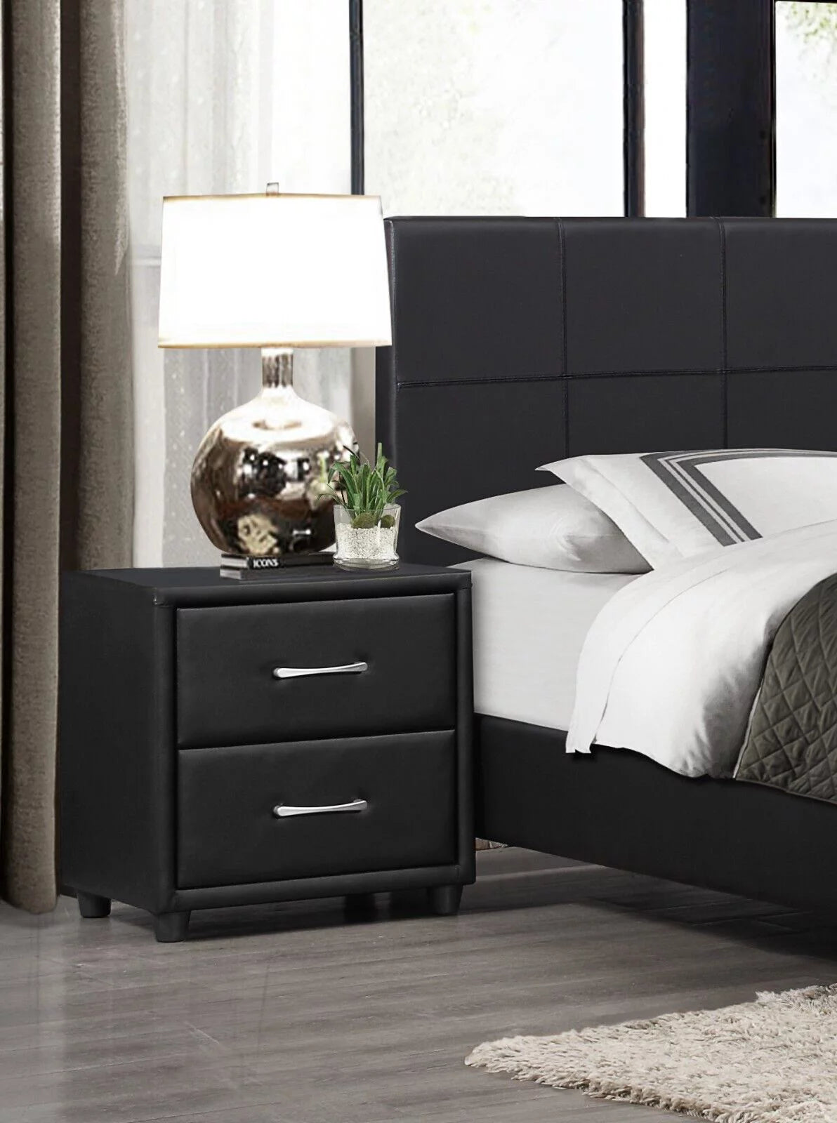 Black Faux Leather 3pc Eastern King Size Bedroom Set H750