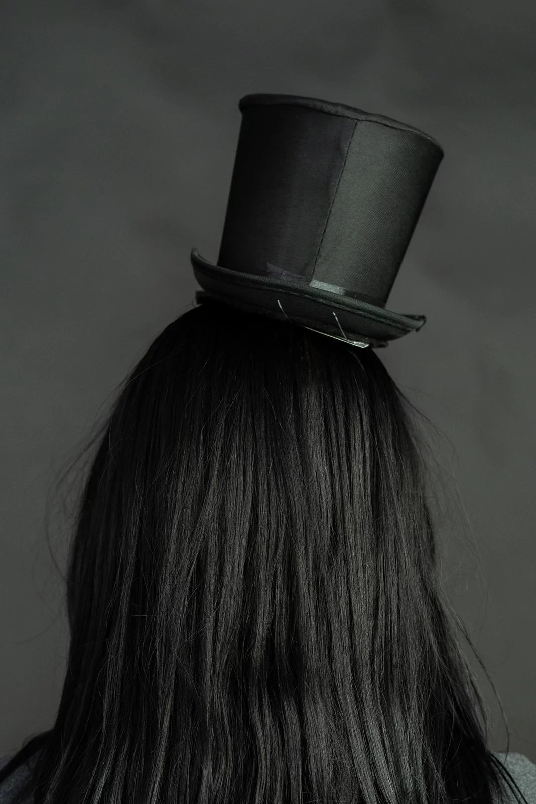 Black Mini Top Hat Headband B19176
