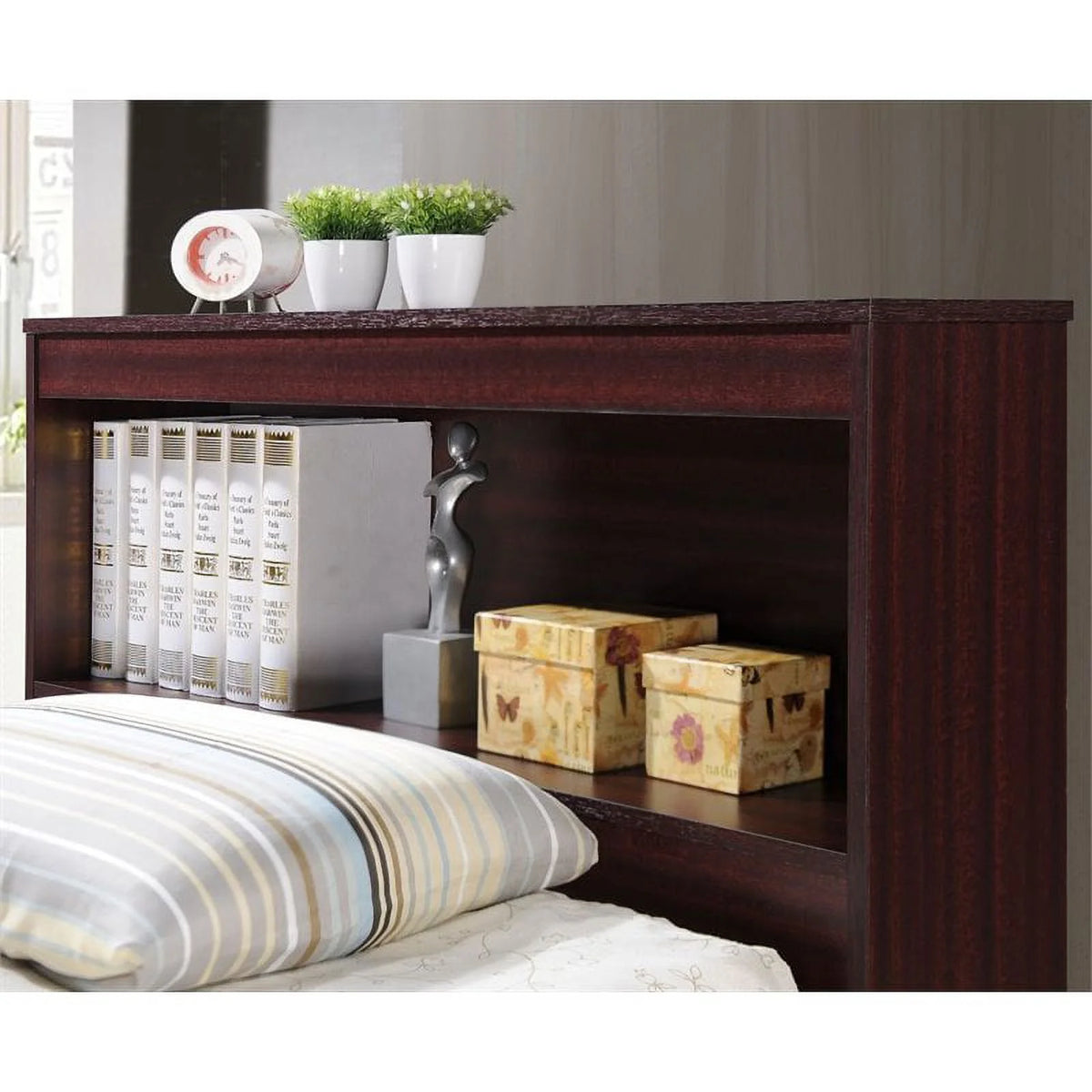 2 Piece Bedroom Set with Captain Bed and 2 Door Armoire in Mahogany M917