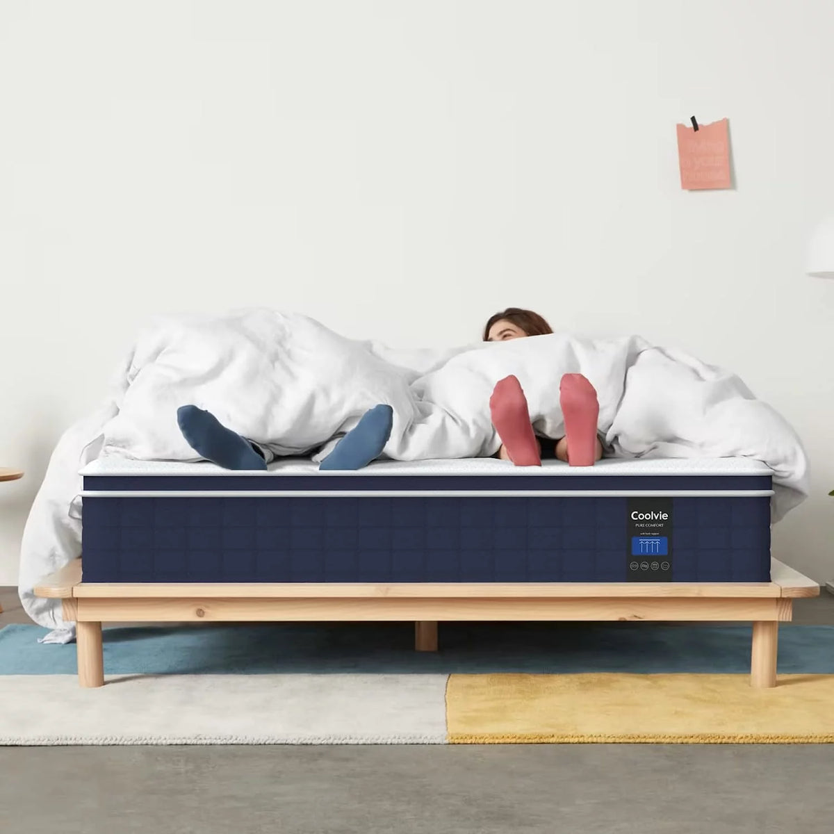Queen 12 inch Hybrid Mattress with Foam and Pocket Springs Y126