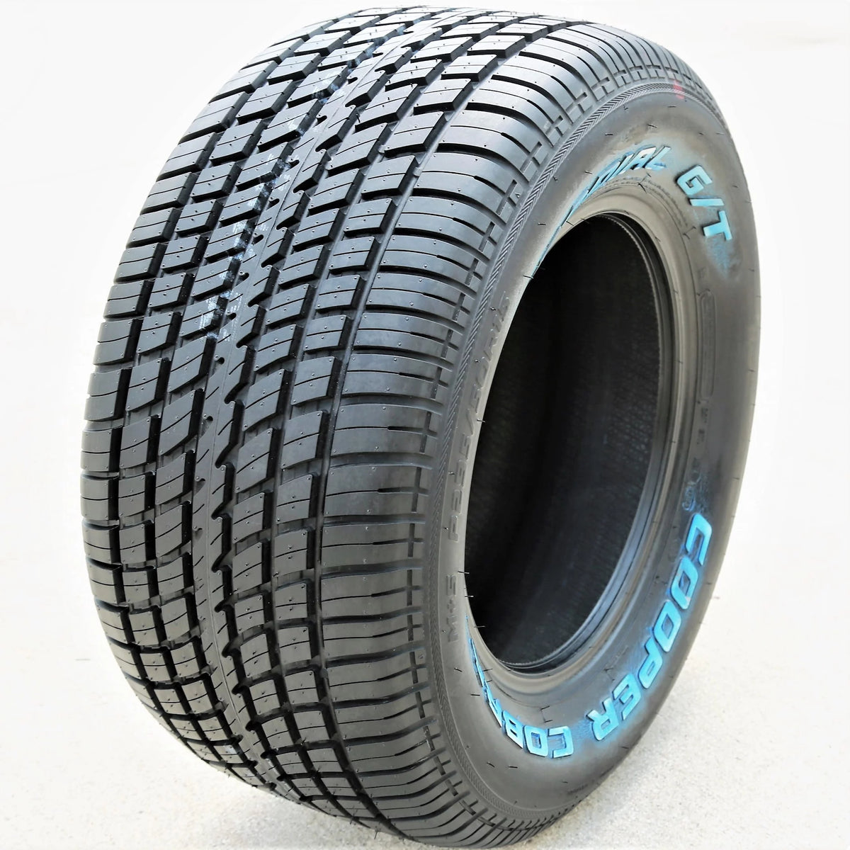 Set of 4 All Season Tires L977