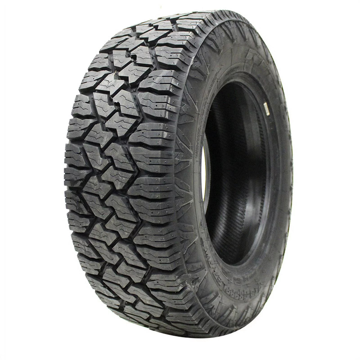 275/55R20 120 Q Tire X93921