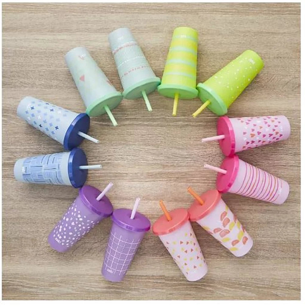 25 oz. Color-Changing Tumbler 12-Pack Set Plastic with Lids and Straws W869