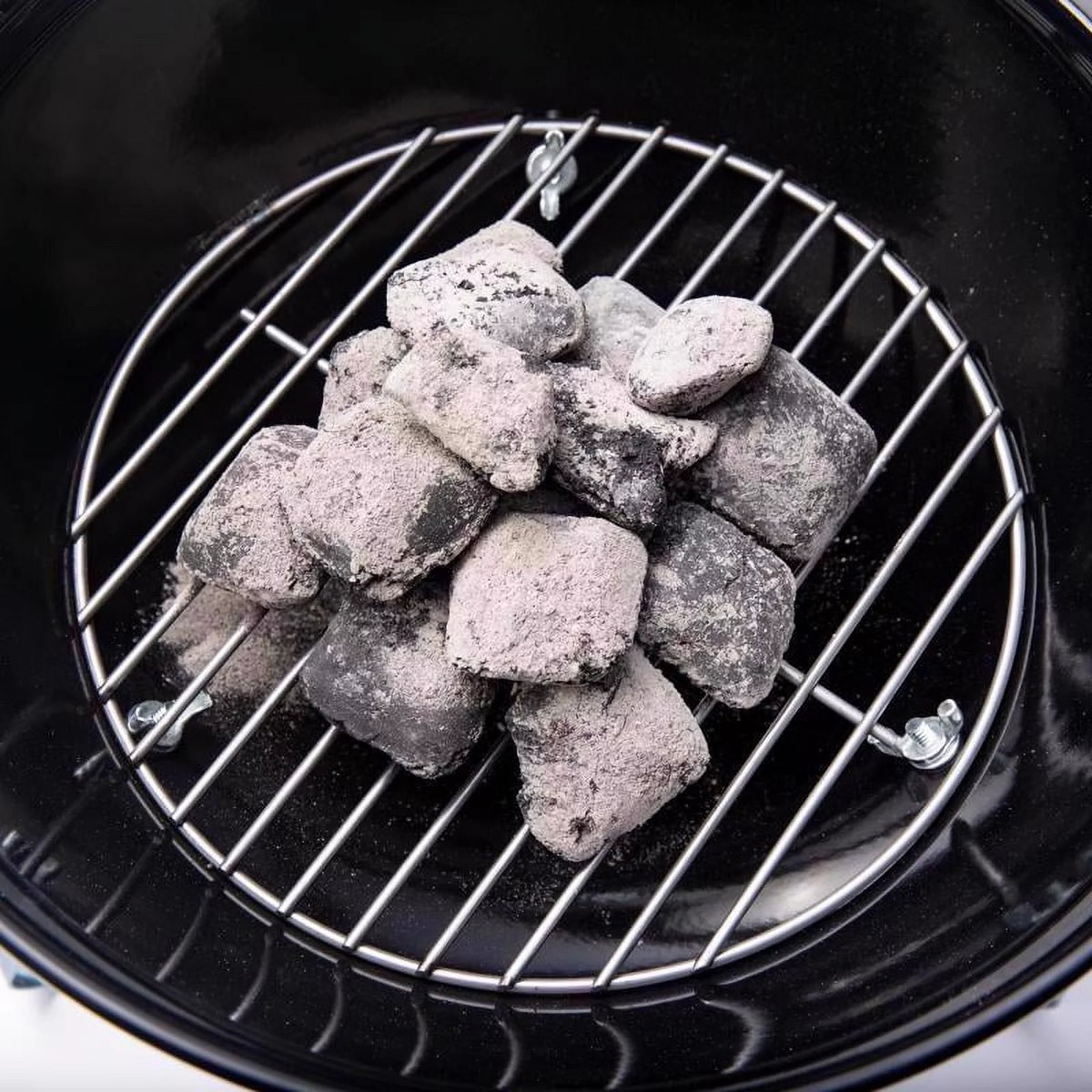 14 in. Charcoal Grill X887277